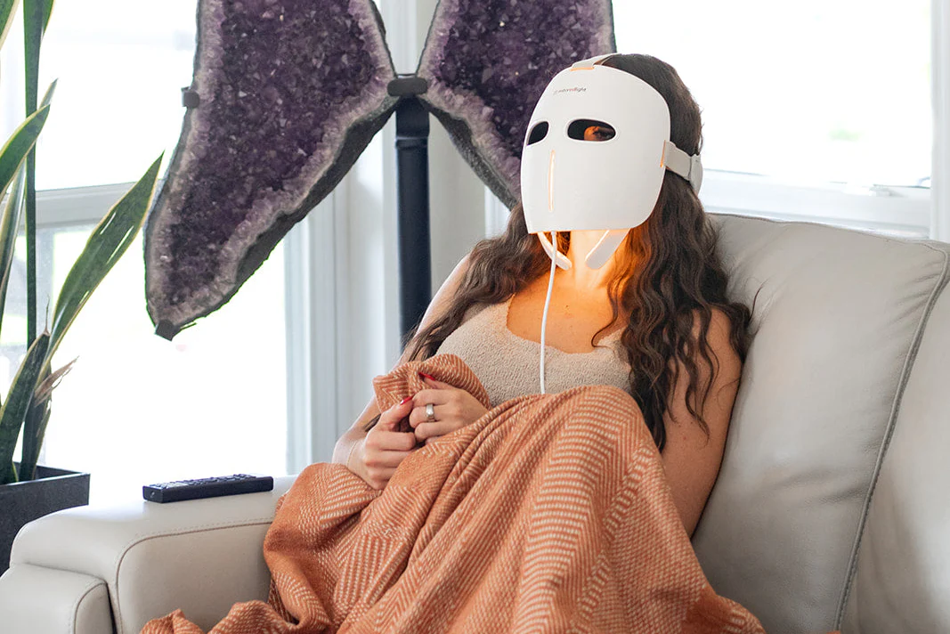 MitoGLOW™ LED Red Light Therapy Mask | With Blue, Yellow, Red and Near Infrared LED - Image 6